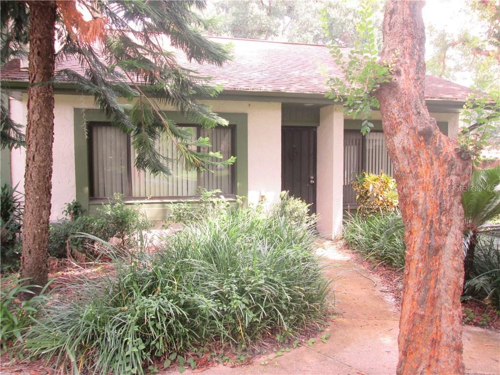 7819 Buryl Ct. #203, Temple Terrace, FL 33637