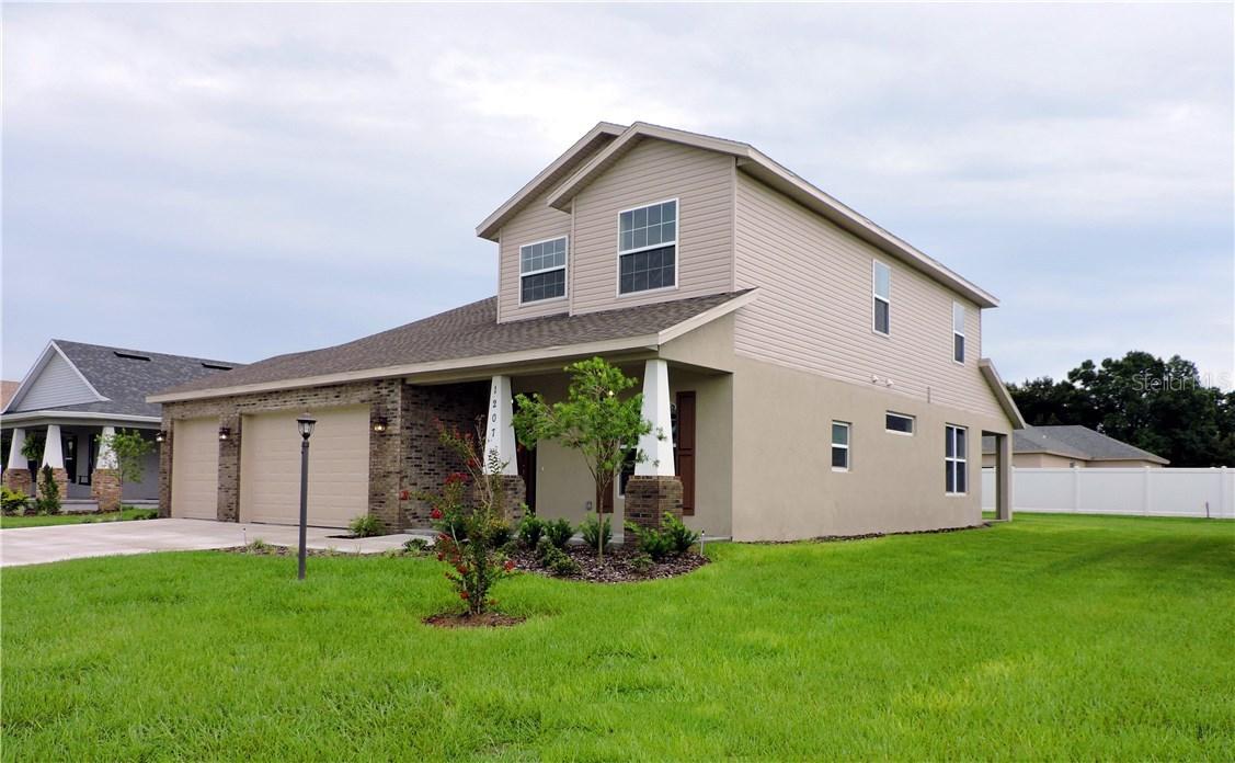 1207 Lavender Jewel Ct., Plant City, FL 33563