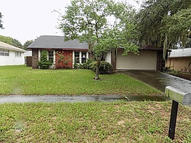 313 Foxwood Dr., Brandon, FL 33510