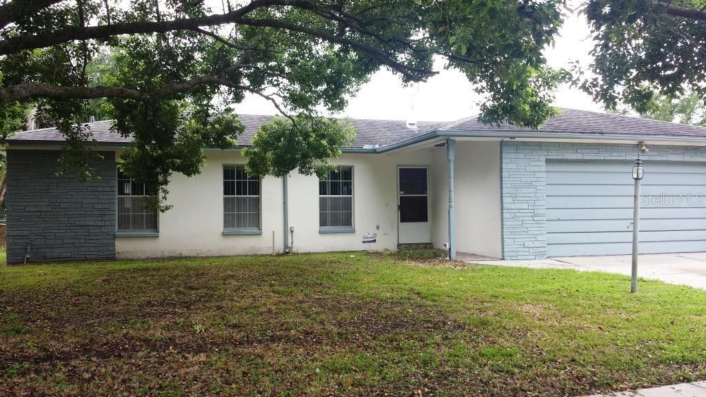 627 Barkfield St., Brandon, FL 33511