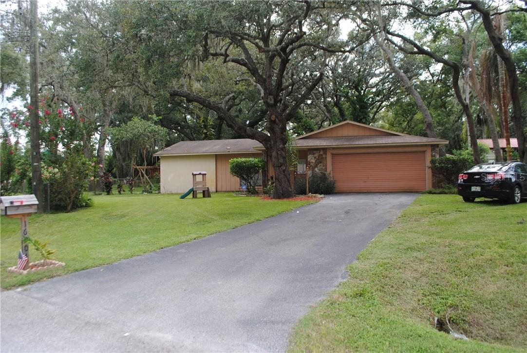 16904 Melba Ln., Lutz, FL 33549