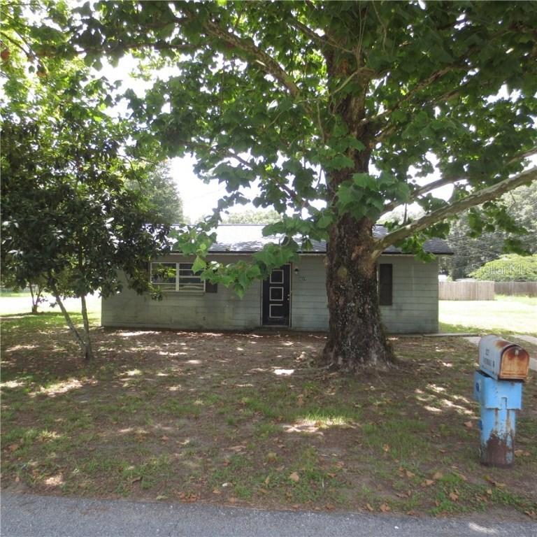 3227 Riverdale Dr., Dade City, FL 33523