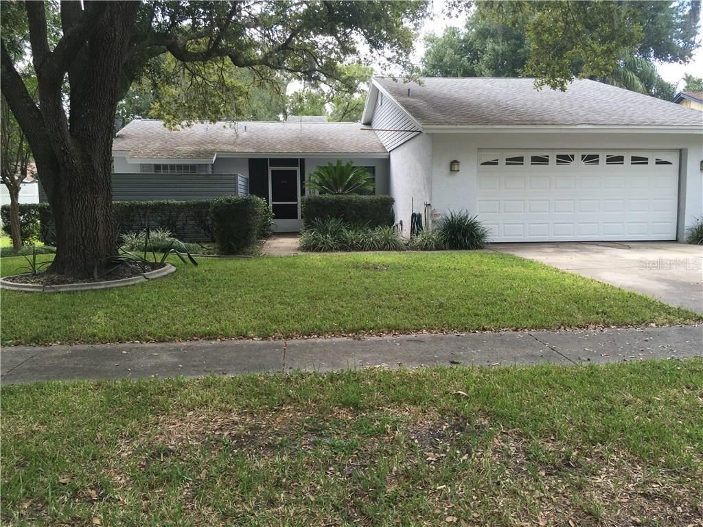 18320 Swan Lake Dr., Lutz, FL 33549