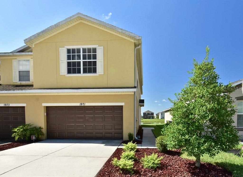 1971 Hawks View Dr., Ruskin, FL 33570