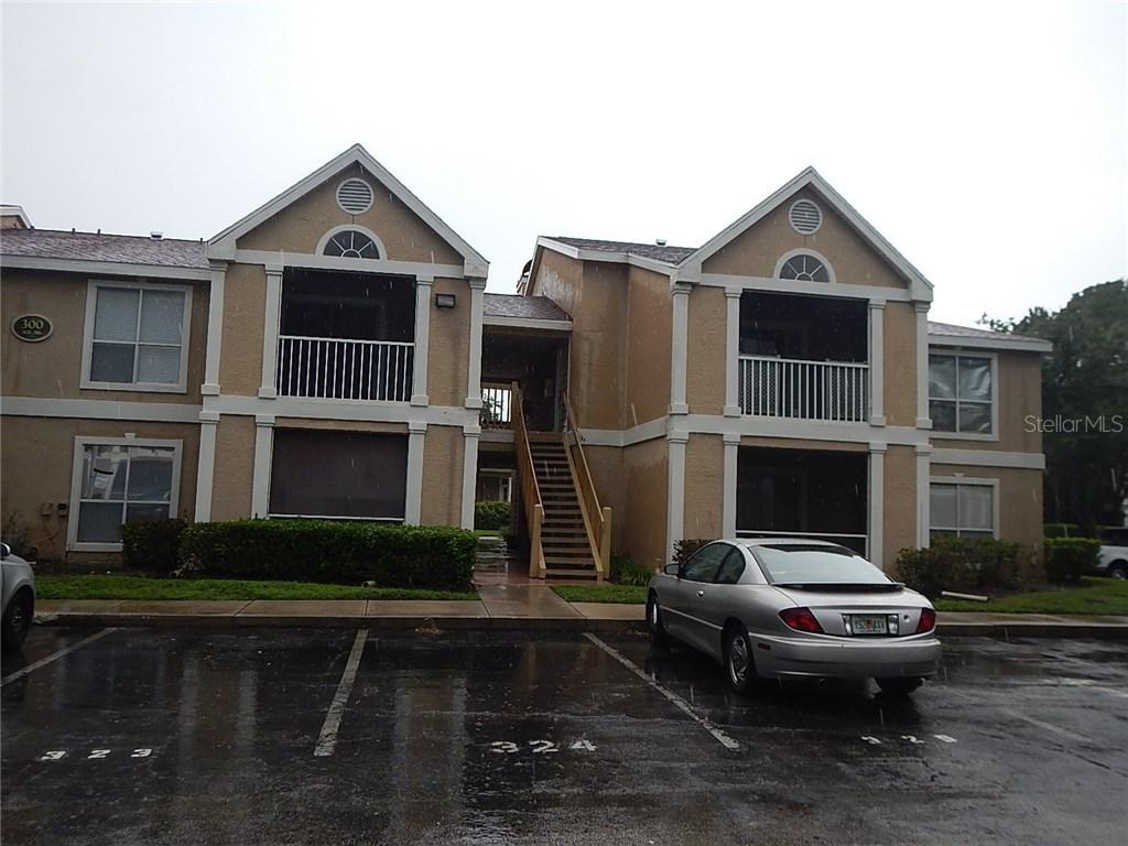 9481 Highland Oak Dr. #302, Tampa, FL 33647