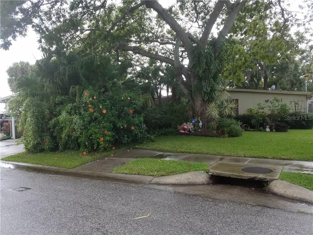 4916 Halifax Dr., Tampa, FL 33615