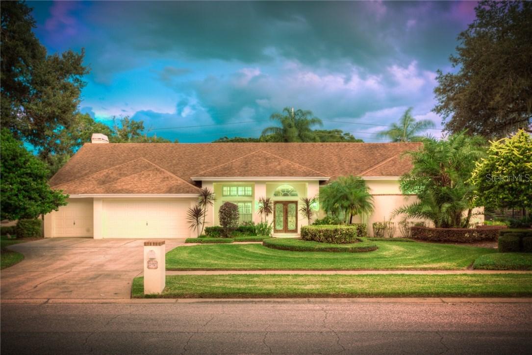 17910 Clear Lake Dr., Lutz, FL 33548