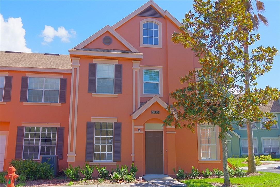 9250 Lake Chase Island Way, Tampa, FL 33626