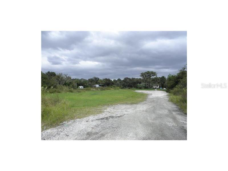 11008 Trotwood Dr., Riverview, FL 33578