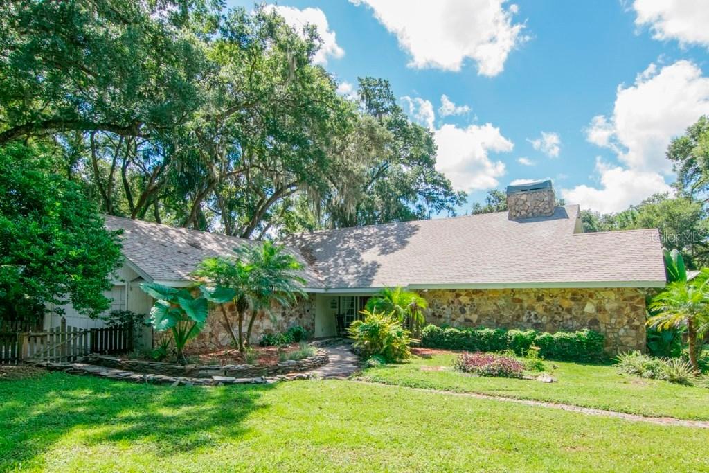 1605 Marianne Ln., Brandon, FL 33510