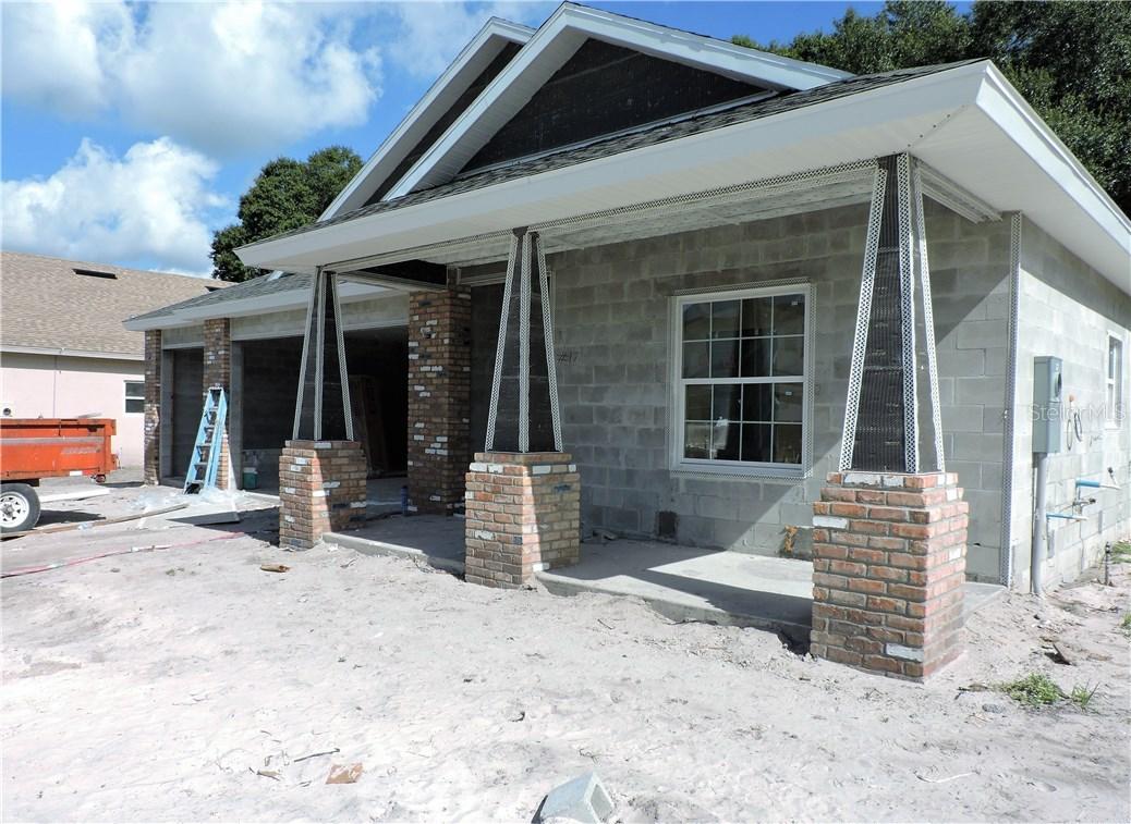 1220 Lavender Jewel Ct., Plant City, FL 33563