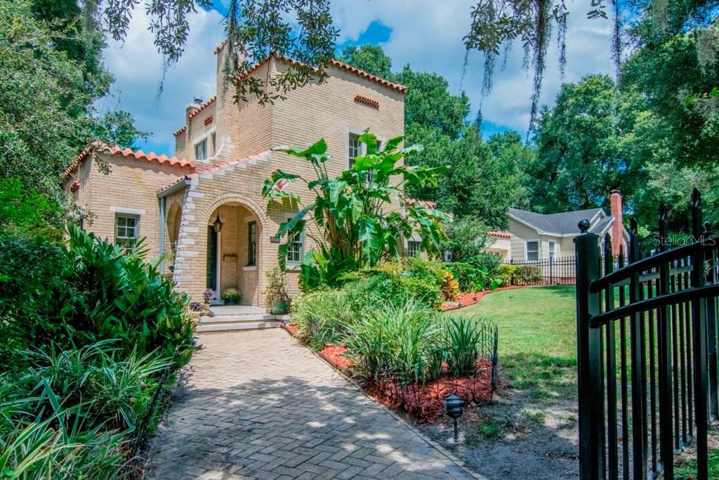 1002 E Clifton St., Tampa, FL 33604