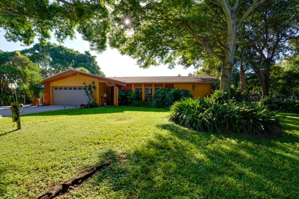 6990 4th St., St Petersburg, FL 33705