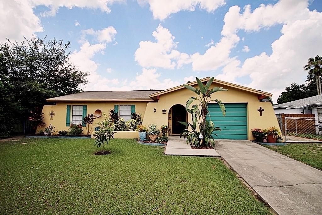 709 Falkirk Ave., Valrico, FL 33594