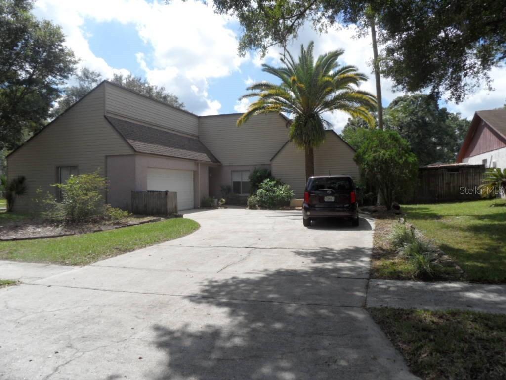 17822 Sunrise Dr., Lutz, FL 33549