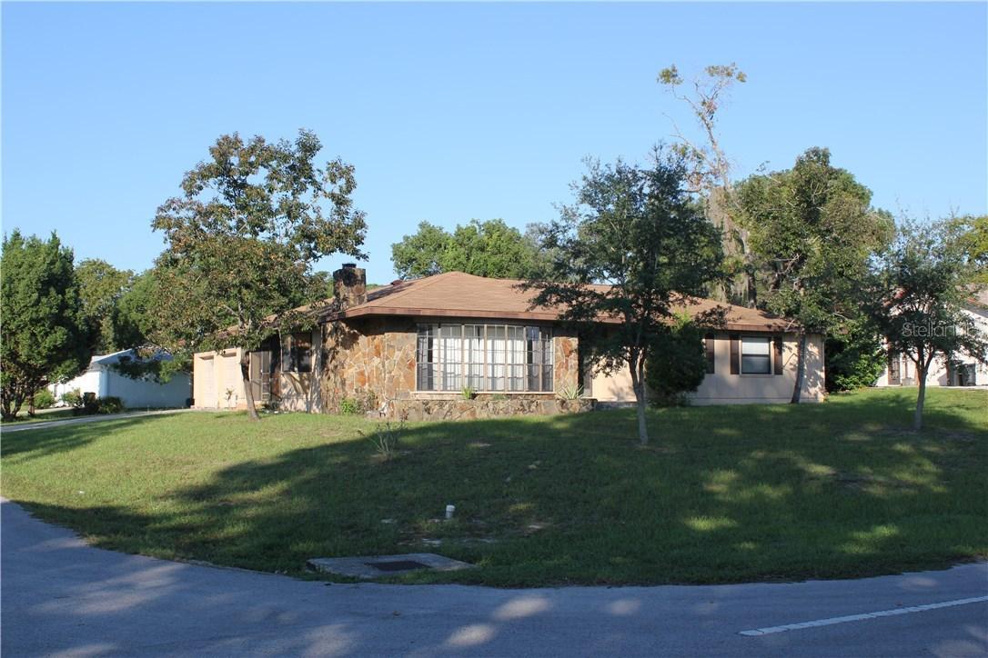 8672 Heather Blvd., Weeki Wachee, FL 34613