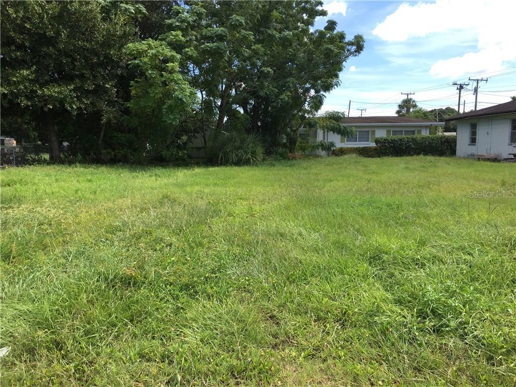 7623 E 17th St., Sarasota, FL 34243