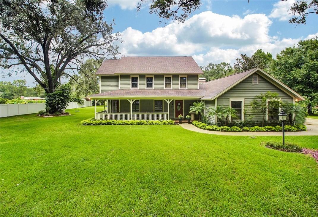 1021 Crystal Lake Rd., Lutz, FL 33548
