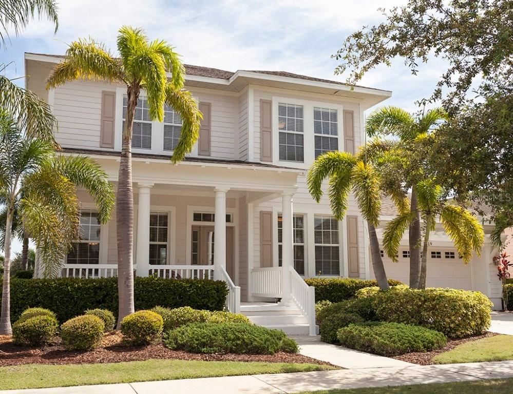 5219 Point Harbor Ln., Apollo Beach, FL 33572