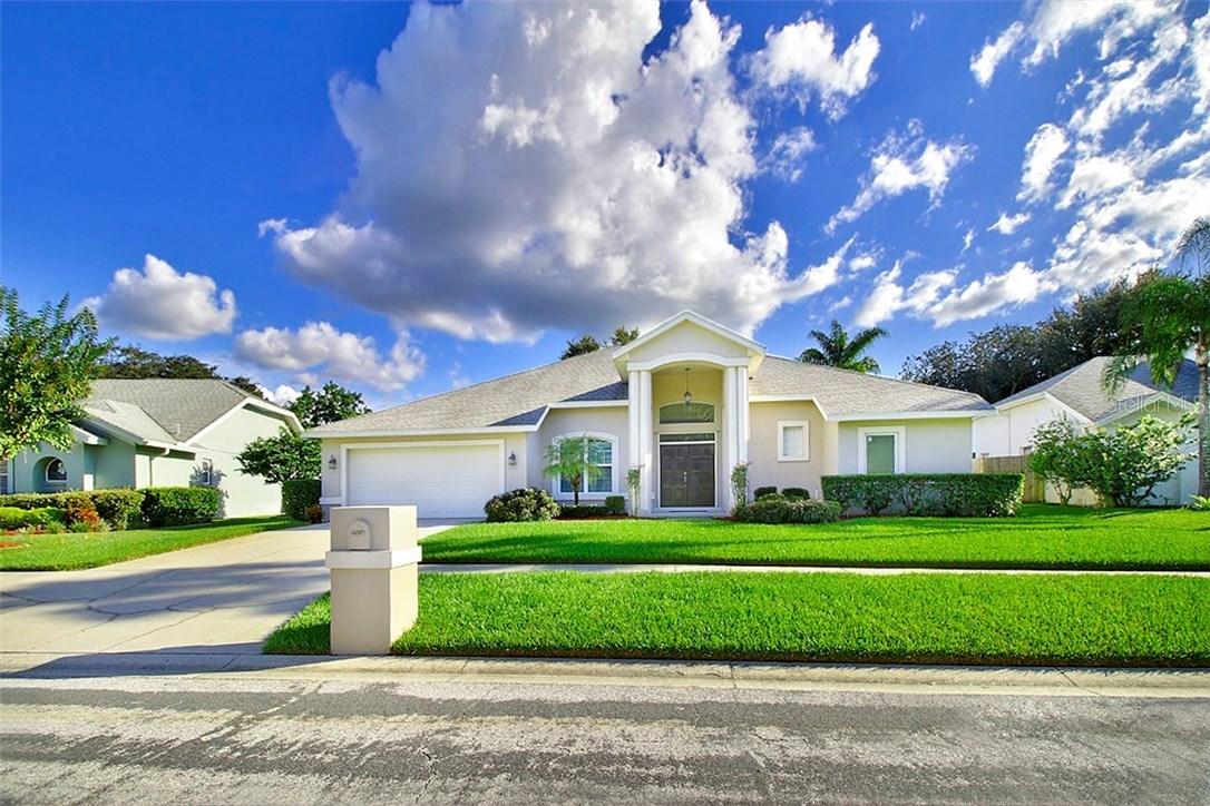 2329 Eagle Bluff Dr., Valrico, FL 33596