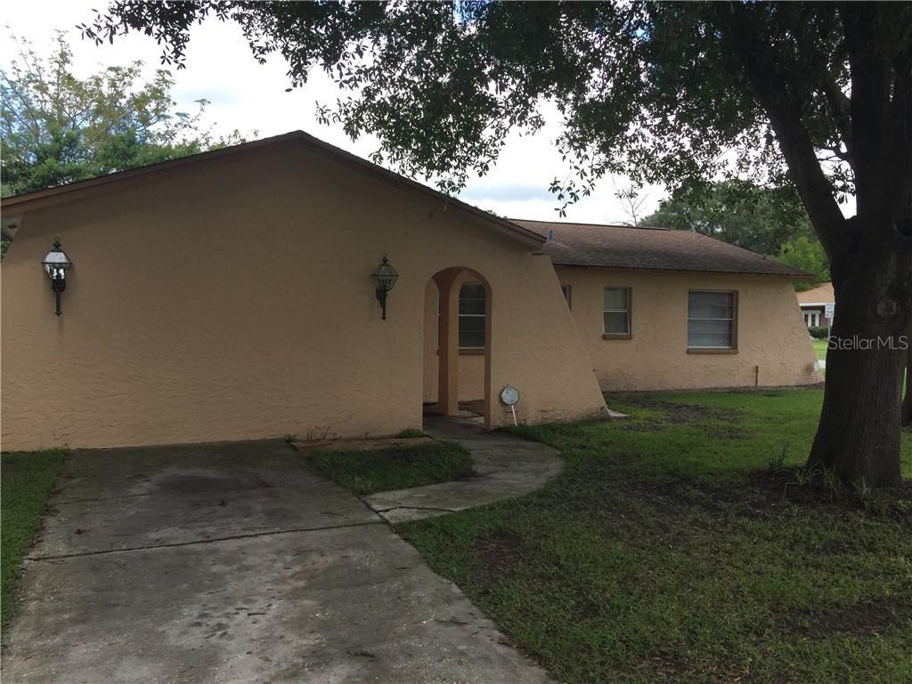 110 Sheryl Lynn Dr., Brandon, FL 33510