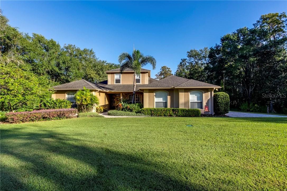 811 Brantenburg Way, Lutz, FL 33548