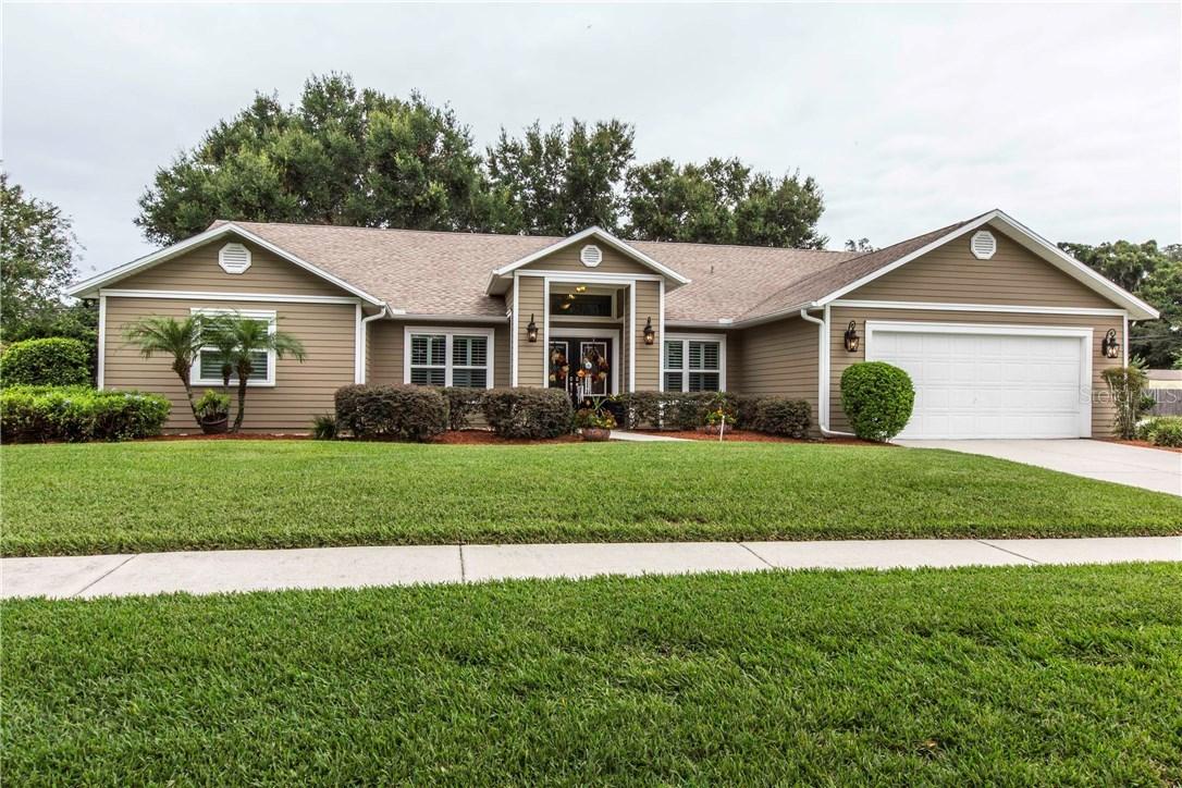 2602 Durant Oaks Dr., Valrico, FL 33596