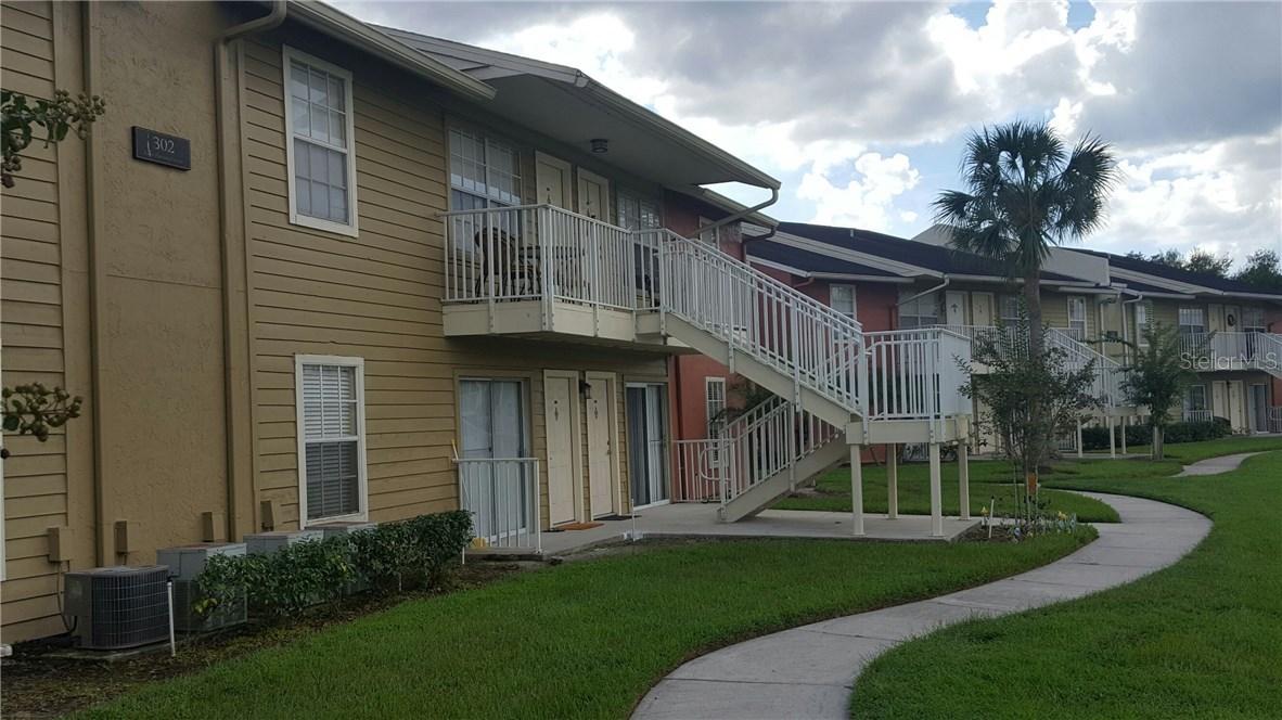 308 Lake Parsons Green #207, Brandon, FL 33511