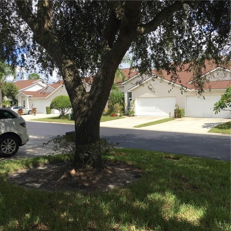 1621 Lake Heron Dr., Lutz, FL 33549