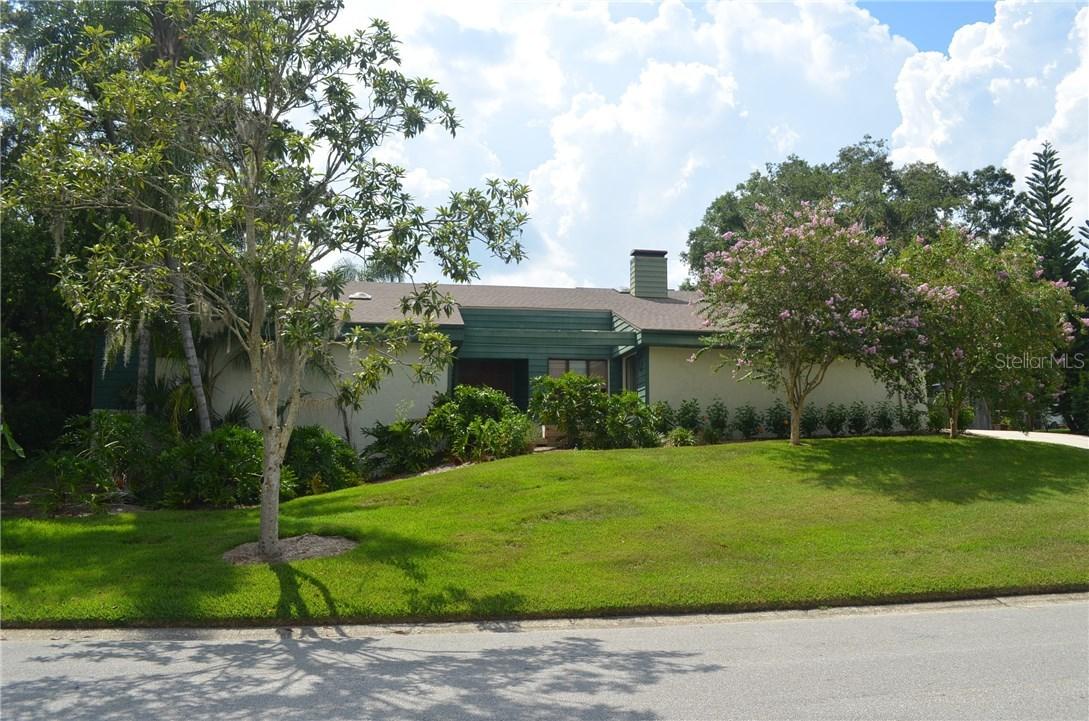 6721 Maybole Pl., Temple Terrace, FL 33617