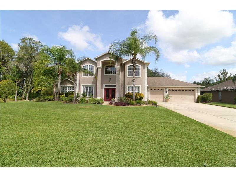 1442 Kensington Woods Dr., Lutz, FL 33549