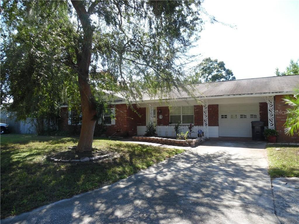 619 Royal Crest Way, Brandon, FL 33511