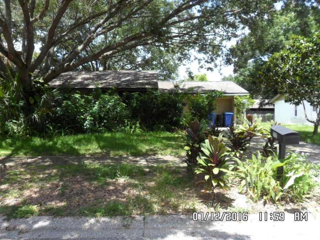 2712 Bryan Manor Dr., Brandon, FL 33511