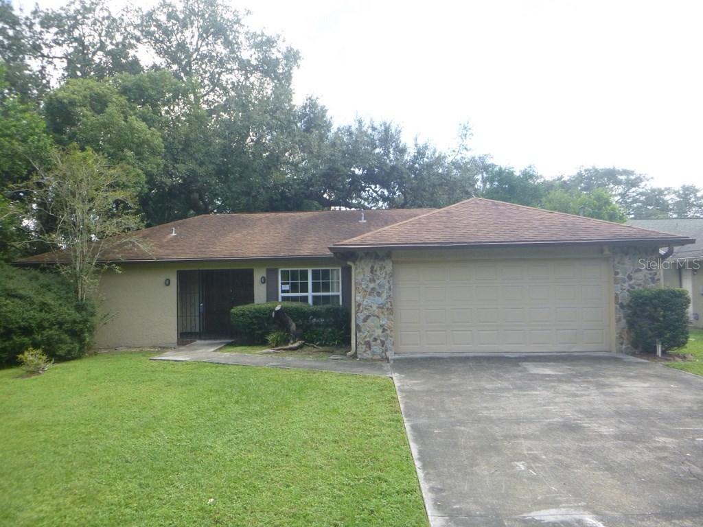 12005 N 53rd St., Temple Terrace, FL 33617