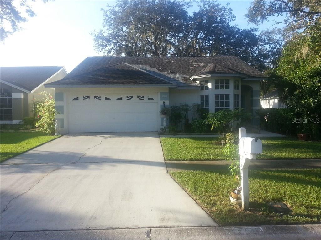 2608 Wrencrest Cir., Valrico, FL 33596