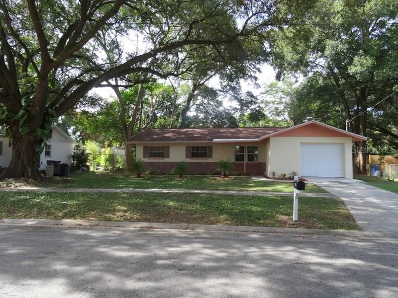 518 Donna Dr., Brandon, FL 33510