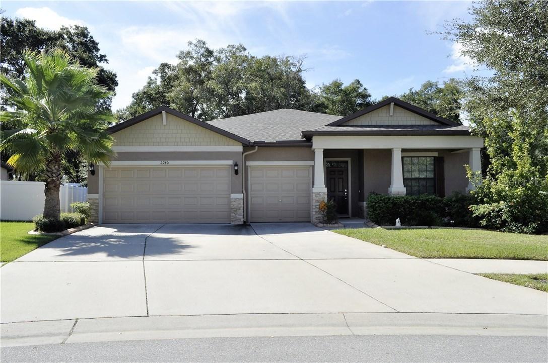 2240 Landside Dr., Valrico, FL 33594