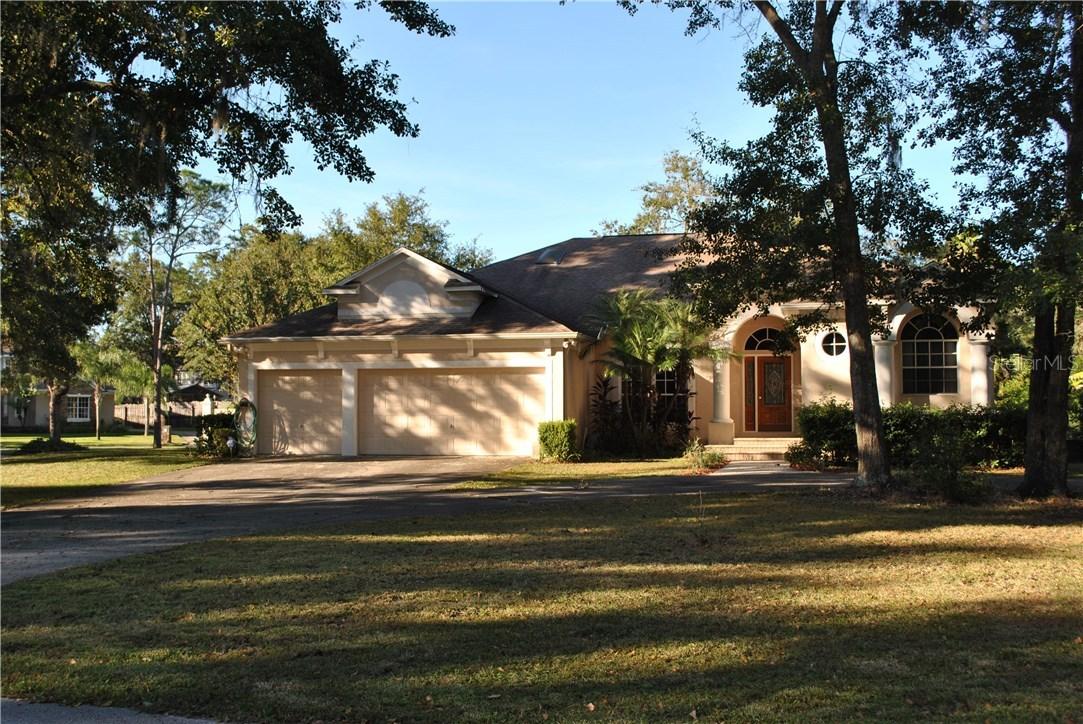 2802 Ridge Hollow Ln., Lutz, FL 33559