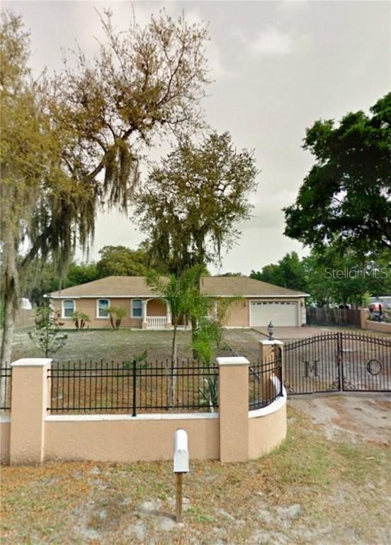 14654 Haynes Rd., Dover, FL 33527