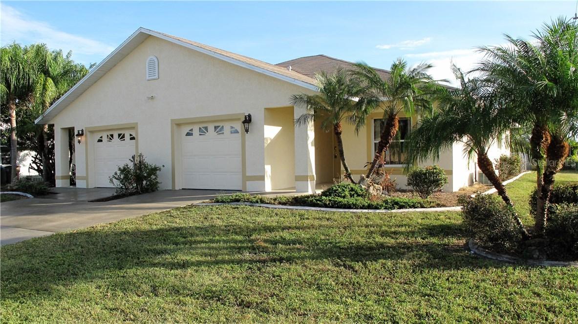 902 SE 13th Ter., Cape Coral, FL 33990