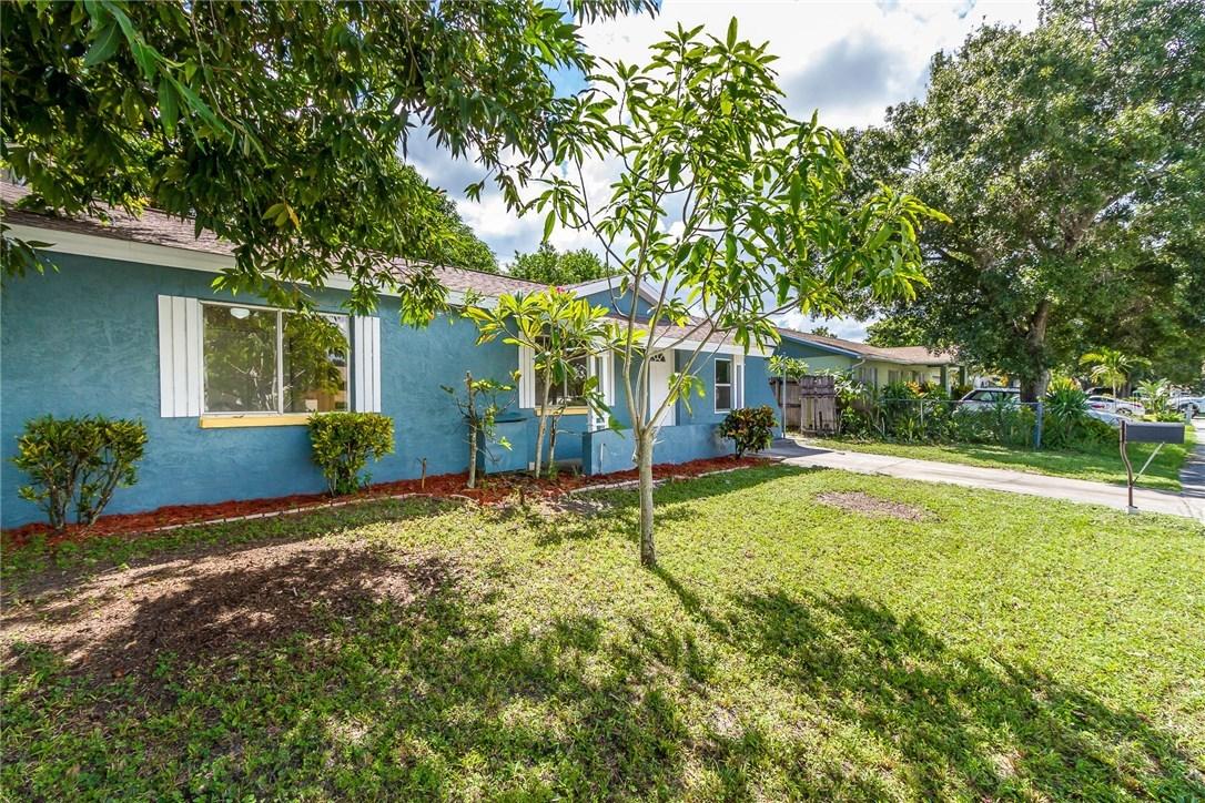 7812 Tiburon Dr., Largo, FL 33773