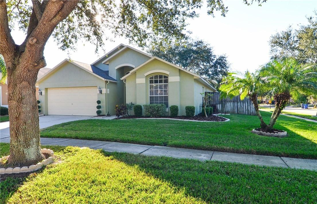 6909 Jamestown Manor Dr., Riverview, FL 33578