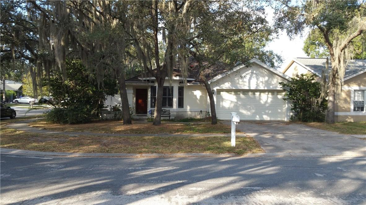 2623 Wrencrest Cir., Valrico, FL 33596