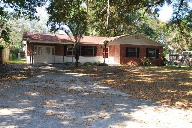 11708 Country Club Pl., Tampa, FL 33612