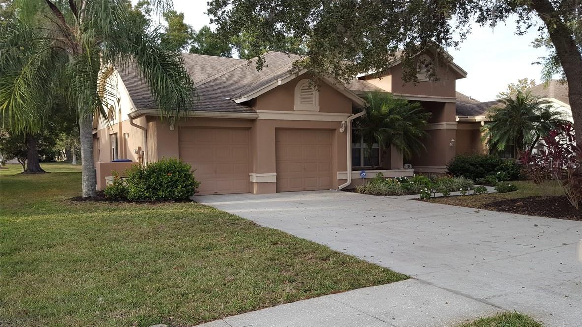854 Centerwood Dr., Tarpon Springs, FL 34688