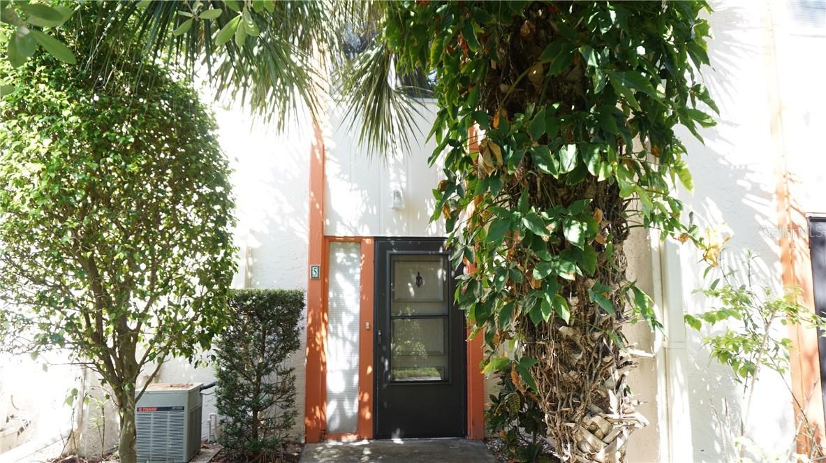 1655 58th Ter. #5, St Petersburg, FL 33712