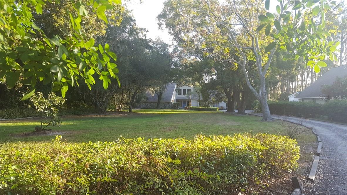 1304 Anglers Ln., Lutz, FL 33548