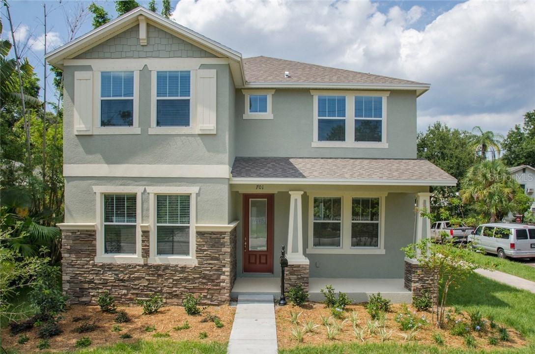 1216 E Giddens Ave., Tampa, FL 33603