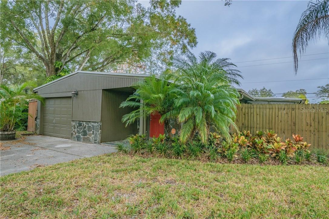 514 Broxburn Ave., Temple Terrace, FL 33617