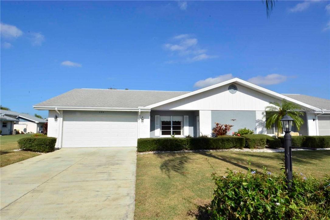 320 Club Manor Dr., Sun City Center, FL 33573